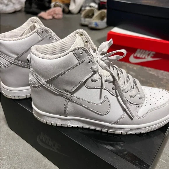 Vast Grey Dunks - Picture 3 of 3